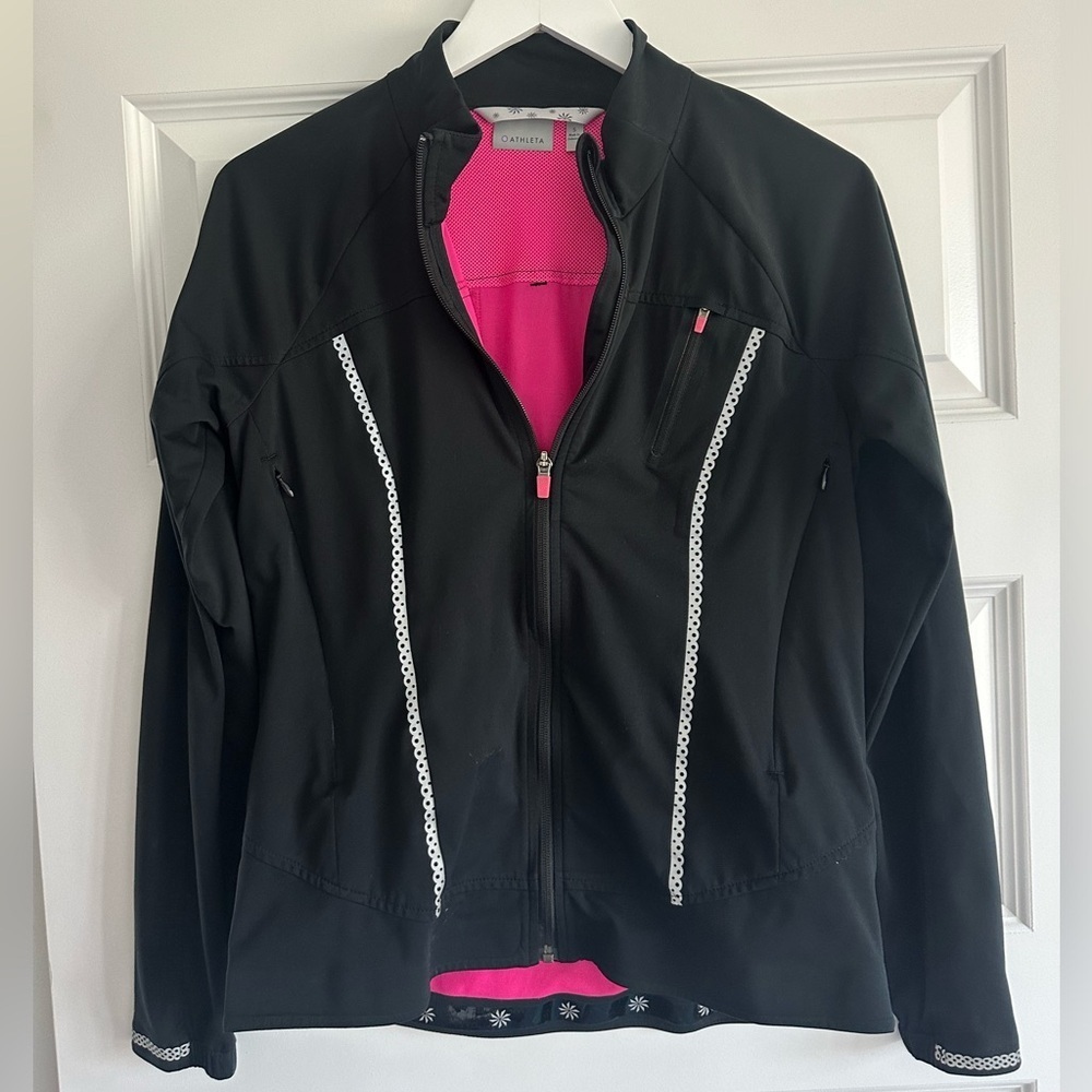 Athleta Queen of the Mountain Running Jacket in Black